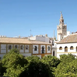 En La Plaza Doña Elvira, 7 Apartamento